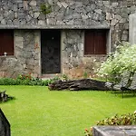 Tathya Hills - Boutique Garden Escape