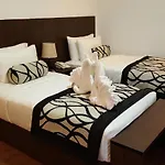 Nat City Hotel