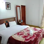 Drizzle Ridge Hotel
