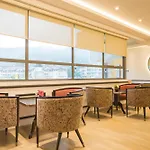 Hotel Yara