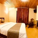 Golden King Cottage