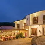 Guest house Grand Mellow