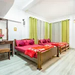 Guest house Grand Mellow Nuwara Eliya