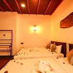 Friendly Hills Hotel