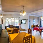 Guest house Suriya Guest 3*