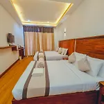 Top Rich Hotel Nuwara Eliya