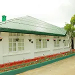 Gregory Lake View Bungalow