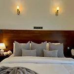 Seeming Lodge