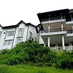 Drizzle Ridge Hotel
