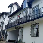 Drizzle Ridge Hotel