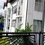 Hotel Drizzle Ridge Nuwara Eliya