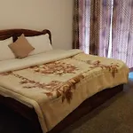Drizzle Ridge Hotel 4*
