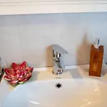 Suriya Guest Guest house 3*