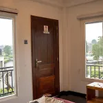 Guest house Suriya Guest