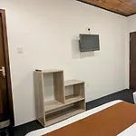 Queens Gregory - Nuwara Eliya