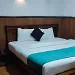Forest Edge Hotel *