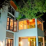 Hotel The Golden Legacy 3*