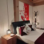 Guest house Amaraai Edge