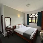 Kings * Nuwara Eliya