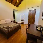 Hotel Vogue - Black Pool Nuwara Eliya