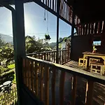 Crab And Hotel Nuwara Eliya