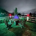 Roshan Guest House