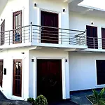 Grand Mellow Guest house Nuwara Eliya