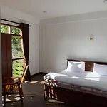 Sherwood Guest house 4*