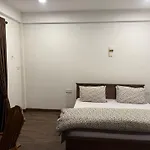 Sherwood Guest house 4*