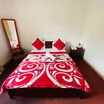 R R I Luxury Hotel