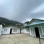 R R I Luxury Homestay