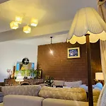 London Hotel