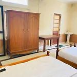 Hotel London Nuwara Eliya