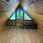 20/20 Wood Cabana