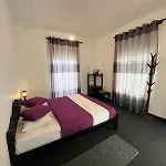 Hotel Lavender *