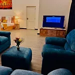 King Castle Lake Front By Laksam