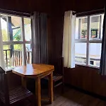 Crab And Hotel Nuwara Eliya