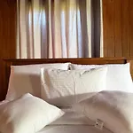 Hotel Crab And 2*