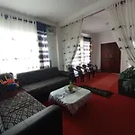 Highland Hills Lodge