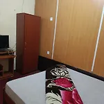 Leoz Udeni Inn