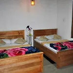 Dinu Villa