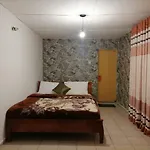 Gregory Lake Inn