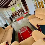 Hotel Jetco Front - Nuwara Eliya