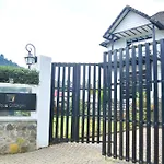 Unique Cottages