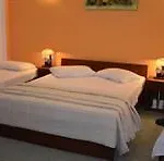 Vista Rooms Bakers Farm Road