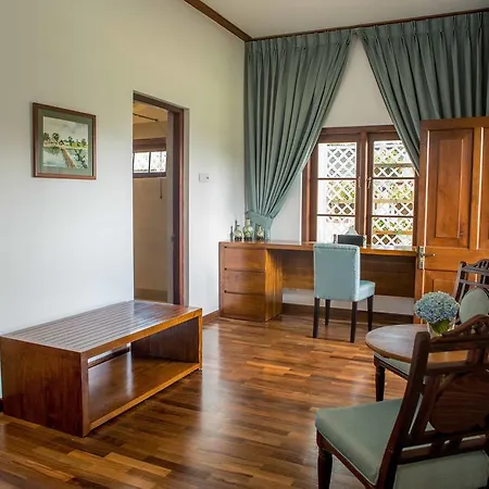 Villa Stafford Bungalow - Exclusive Luxury Within A Private Tea Estate Nuwara Eliya