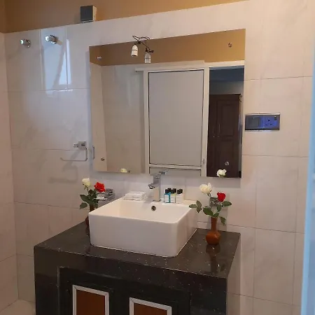 Hotel Tea Mount Forest Nuwara Eliya