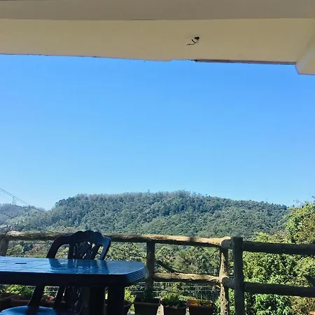 Inn Travellers Nest
