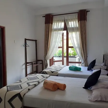 Guest house Maduwanthi
