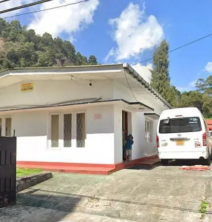 Holiday home Amazing 4 Bedroom/bathroom House With Free Parking